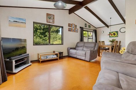 Photo of property in 48 Resolution Road, Welcome Bay, Tauranga, 3112