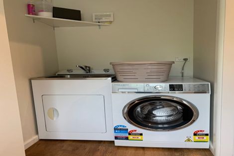 Photo of property in 117 Withells Road, Avonhead, Christchurch, 8042