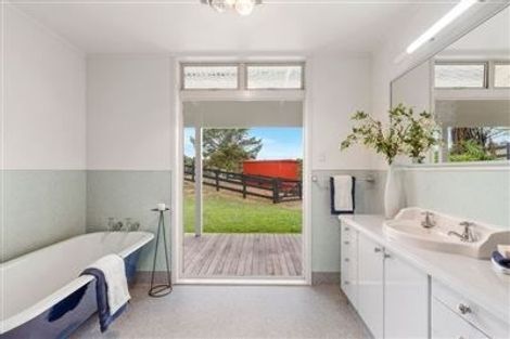 Photo of property in 40 Haigh Access Road, Redvale, Albany, 0794