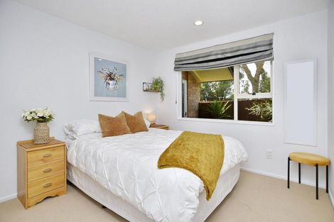 Photo of property in 2/50 Dunedin Street, Redwood, Christchurch, 8051