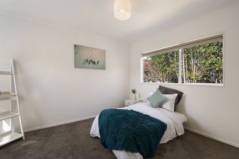 Photo of property in 116a Forrest Hill Road, Forrest Hill, Auckland, 0620