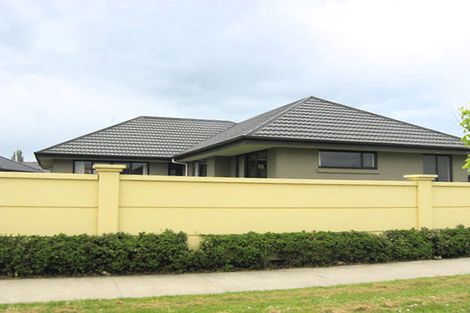 Photo of property in 70 Northwood Boulevard, Northwood, Christchurch, 8051