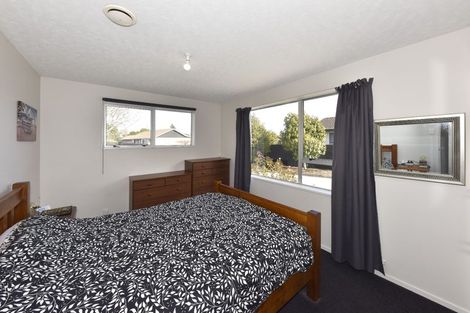 Photo of property in 55 Solomon Avenue, Redwood, Christchurch, 8051