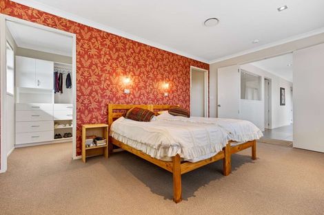 Photo of property in 28 Noble Johnston Drive, Katikati, 3129