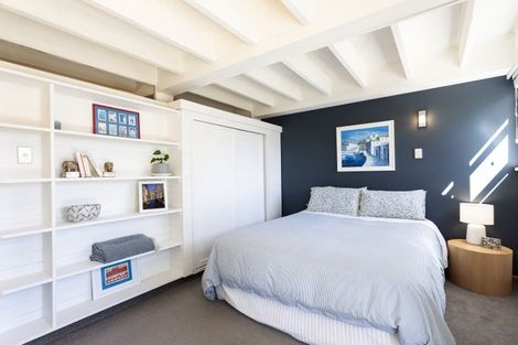 Photo of property in 3 Rosehill Road, Macandrew Bay, Dunedin, 9077