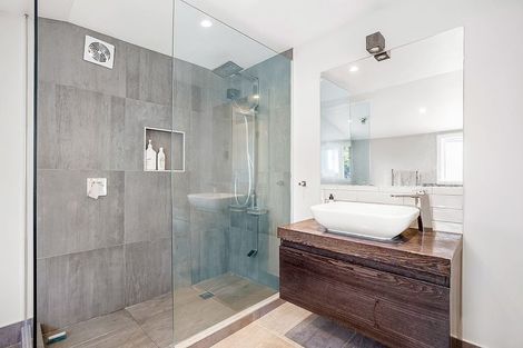 Photo of property in 59 Rua Road, Glen Eden, Auckland, 0602