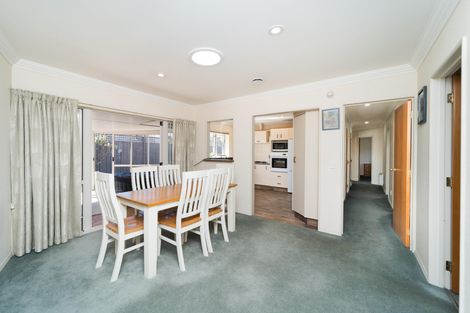 Photo of property in 12/358 College Street, West End, Palmerston North, 4410