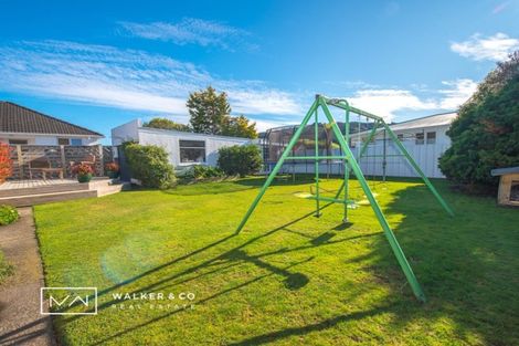 Photo of property in 4 Courtenay Road, Heretaunga, Upper Hutt, 5018