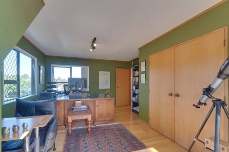 Photo of property in 45a Simla Crescent, Khandallah, Wellington, 6035