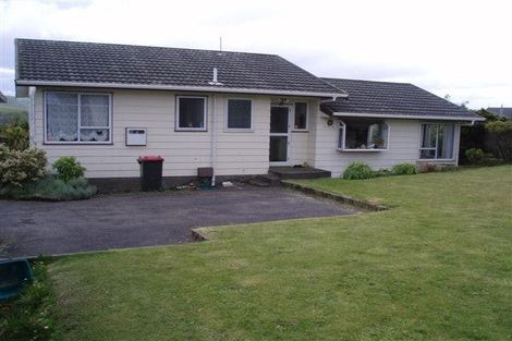 Photo of property in 162 Mark Avenue, Grenada Village, Wellington, 6037