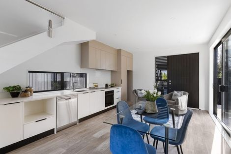 Photo of property in 14c Andrew Road, Howick, Auckland, 2010