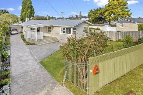Photo of property in 89 Gloria Avenue, Te Atatu Peninsula, Auckland, 0610