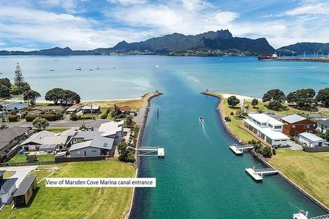 Photo of property in 17 Maturiki Drive, One Tree Point, 0118