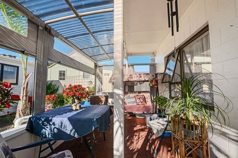 Photo of property in 1/6 Princess Street, Waitara, 4320