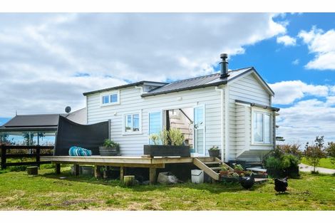 Photo of property in 361c Muriwai Valley Road, Muriwai, 0881