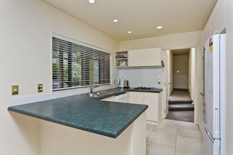 Photo of property in 1/177 Carlisle Road, Northcross, Auckland, 0632