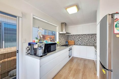 Photo of property in 58 Awaruku Road, Torbay, Auckland, 0630