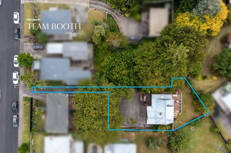 Photo of property in 2/29 Lancaster Road, Beach Haven, Auckland, 0626