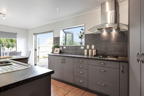 Photo of property in 27a Windsor Road, Maeroa, Hamilton, 3200