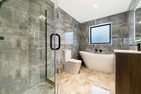 Photo of property in 32 Ta Moko Drive, Gulf Harbour, 0930