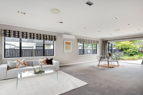 Photo of property in 30 Sandwich Road, St Andrews, Hamilton, 3200