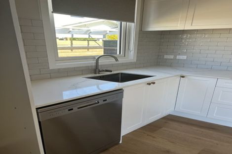 Photo of property in 27 Ava Street, Petone, Lower Hutt, 5012