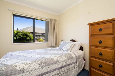 Photo of property in 2 Bransley Grove, Katikati, 3129