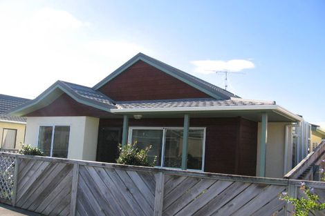 Photo of property in 30 Macalister Place, Miramar, Wellington, 6022