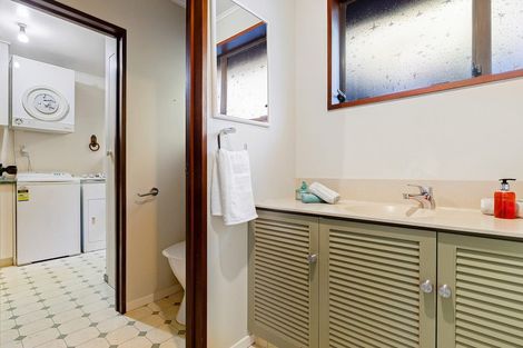 Photo of property in 27a Sayers Crescent, Ilam, Christchurch, 8041