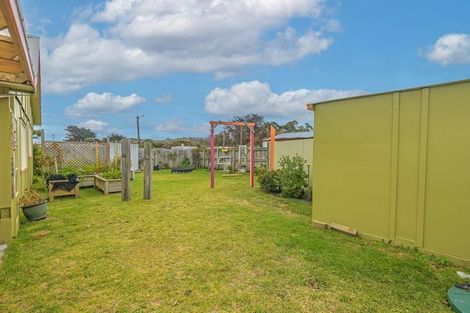 Photo of property in 34 Koputara Road, Himatangi Beach, Foxton, 4891