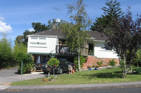 Photo of property in 2/77 Marlborough Avenue, Glenfield, Auckland, 0629