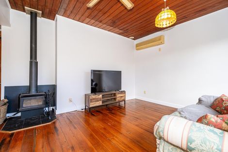 Photo of property in 243 Talbot Street, Geraldine, 7930