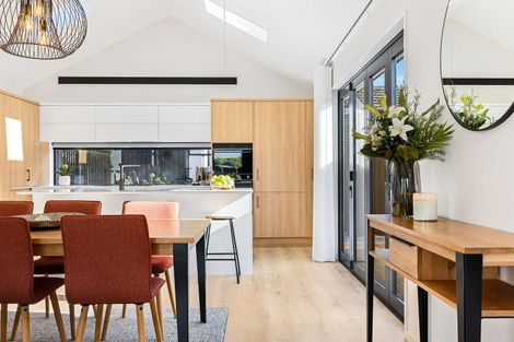 Photo of property in 69a Wai-iti Terrace, Bryndwr, Christchurch, 8052