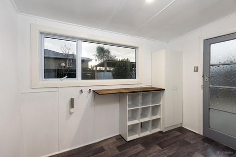 Photo of property in 12 Rhodes Street, Waimate, 7924