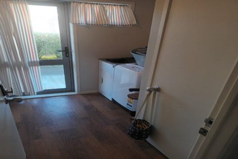 Photo of property in 3 Gazelle Avenue, Beach Haven, Auckland, 0626