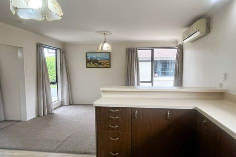 Photo of property in 31 Laing Crescent, Heathcote Valley, Christchurch, 8022