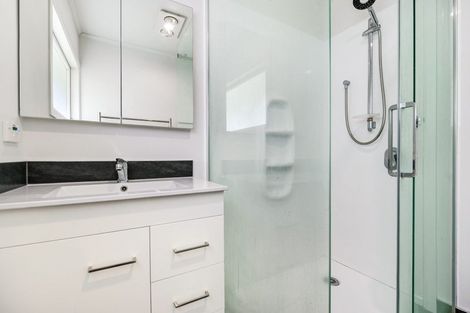 Photo of property in 9 Lorraine Place, Glenview, Hamilton, 3206