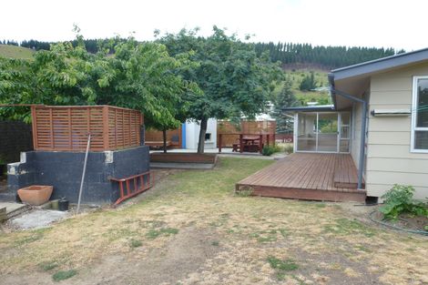 Photo of property in 57 Hazlett Street, Clyde, 9330