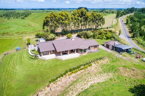 Photo of property in 109 Junction Road, Halcombe, Feilding, 4777