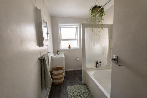 Photo of property in 20 Mouatt Street, Waitara, 4320