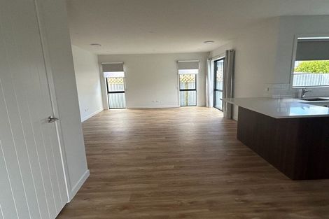 Photo of property in 71 Auckland Road, Greenmeadows, Napier, 4112