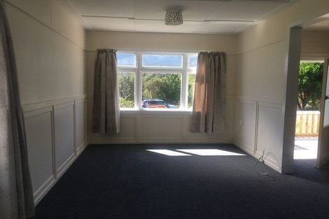Photo of property in 30 Oxford Street, Taylorville, Greymouth, 7805