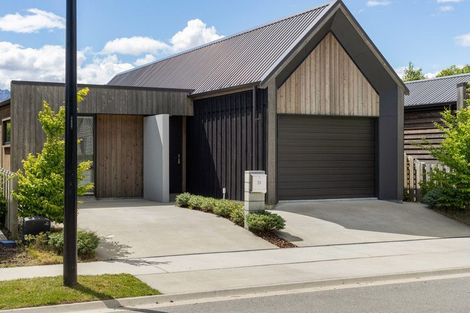 Photo of property in 31 Dewar Street, Lake Hayes, Queenstown, 9304
