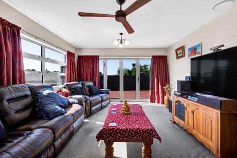 Photo of property in 14d Maple Crescent, Whalers Gate, New Plymouth, 4310