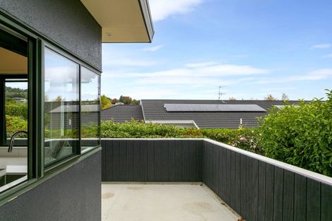 Photo of property in 2/73 Harvey Street, Waipahihi, Taupo, 3330
