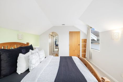 Photo of property in 14 Saint Winifreds Place, Bryndwr, Christchurch, 8052