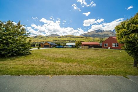 Photo of property in 13 Old Dairy Close, Glenorchy, 9372