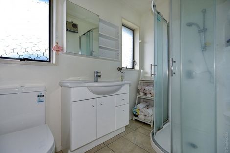 Photo of property in 2/19 Brogar Place, Casebrook, Christchurch, 8051