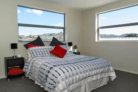 Photo of property in 11 Fiordland Place, Aotea, Porirua, 5024