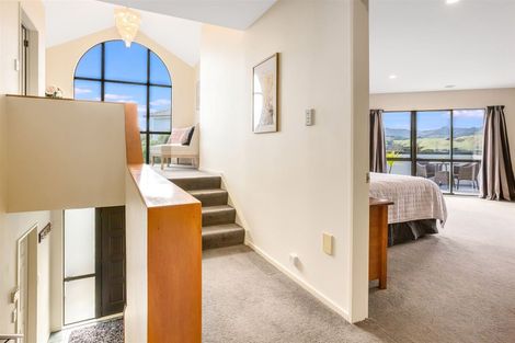 Photo of property in 22 Lanyon Place, Whitby, Porirua, 5024